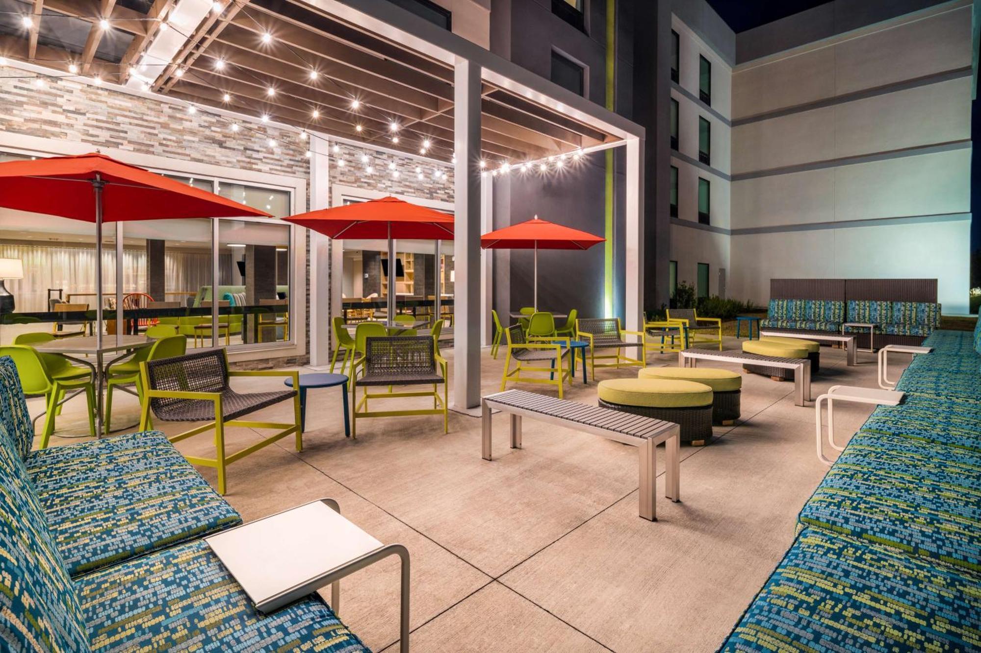 Home2 Suites By Hilton Brunswick Esterno foto